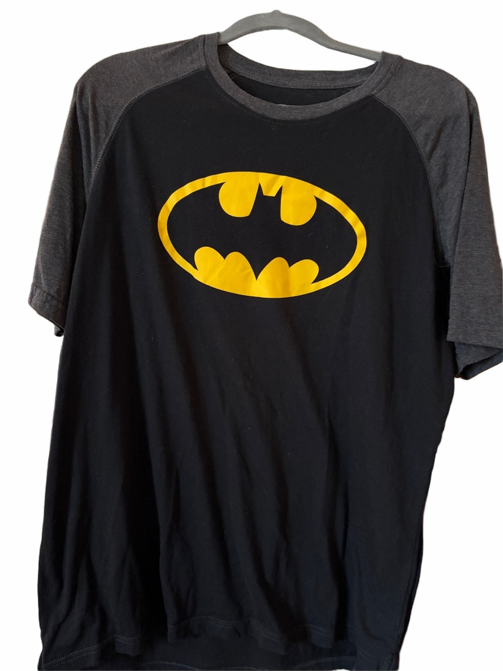 DC comics Batman unisex tee grey/ black size large. Cotton blend. Streetwear.